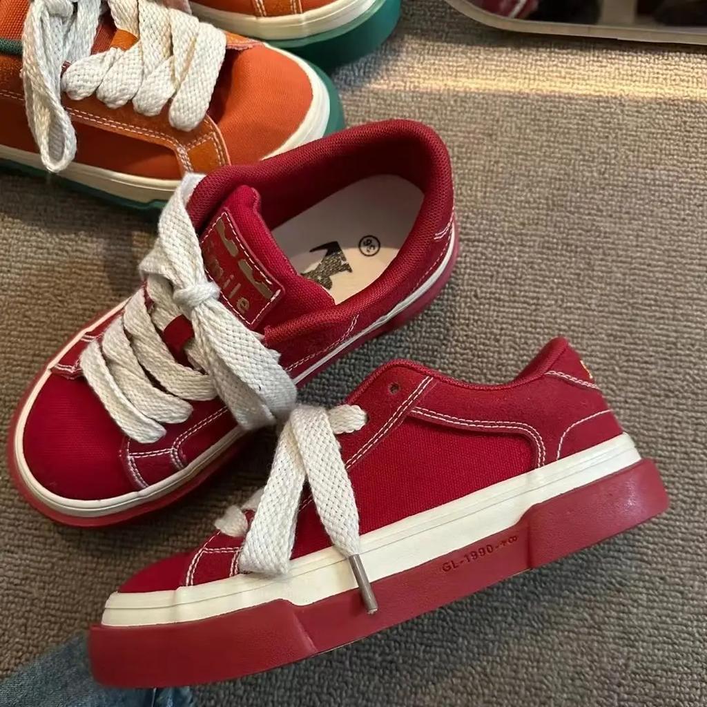 Women Vintage Red Canvas Low-top Jogging Sneakers Casual Letter Embroidery Skateboard Shoes Students Flat Outdoor Trainers
