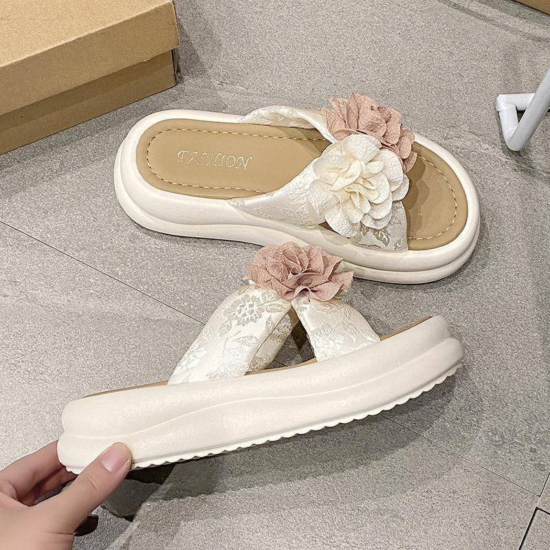 

Красивые французские шлепанцы на платформе женская летняя мода 2025 Xiaoxiangfeng новые высококлассные нескользящие пляжные туфли 40 бежевый