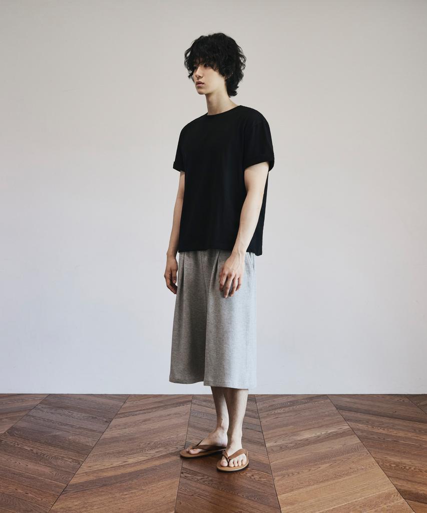SIGNATURE Summer Crop Solid Roll-Up Short Sleeve T-Shirt [3 Colors]