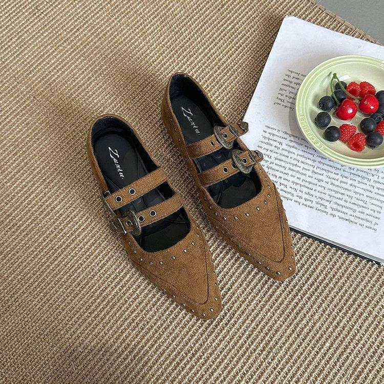 

[Youshilai] Niche French pointed head shallow mouth single shoes women s 2025 autumn flat bottom comfortable Mary Jane shoes 39