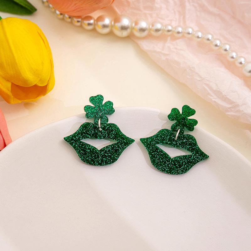 Silver Needle Mori Style Four-Leaf Clover Acrylic Earrings - Fresh, Elegant, Green Shamrock Design