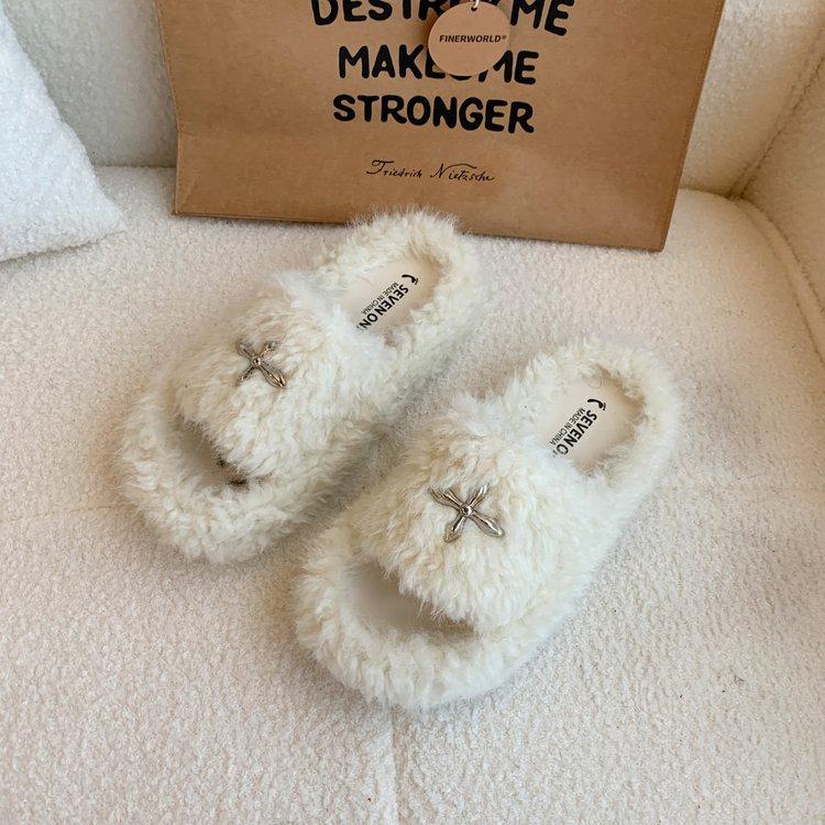 

Крестовые пушистые тапочки женские носят осень 2025 новый универсальный популярный инс толстоподошвенный хлопковый драг ленивые тапочки женские 40