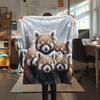 Rood Panda patroon Flanellen Deken, Hoge kwaliteit Comfortabel voor Alle Seizoenen, Woondecoratie, Warmte en Comfort, Perfect voor Cadeaus.