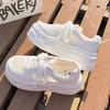 2025 Sommer neue Mesh-Plateau weiße Schuhe Damen vielseitig schick mit Rock Board Schuhe atmungsaktive und leichte Board Schuhe Damen