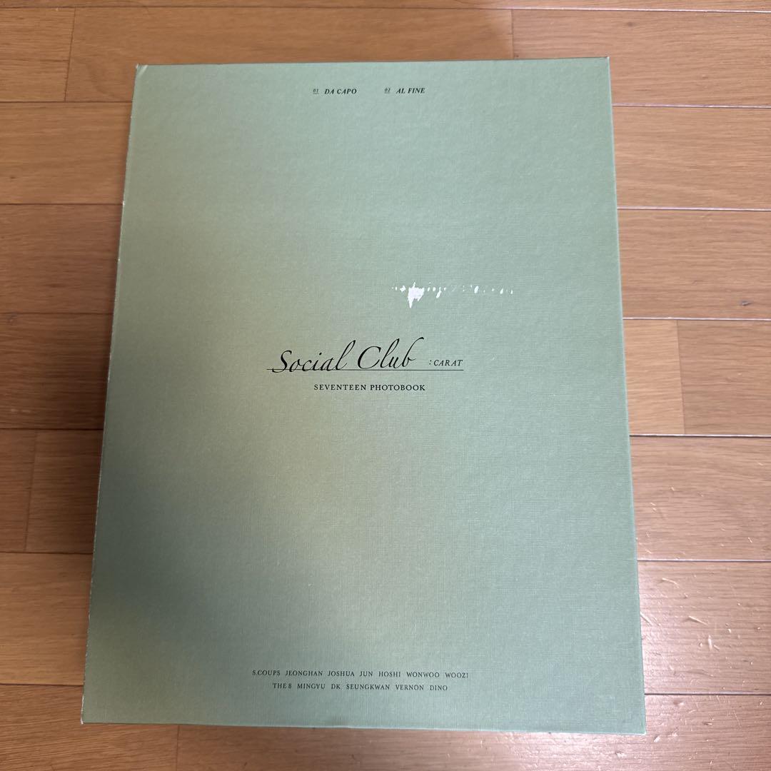 

[USED] Social Club SEVENTEEN PHOTOBOOK