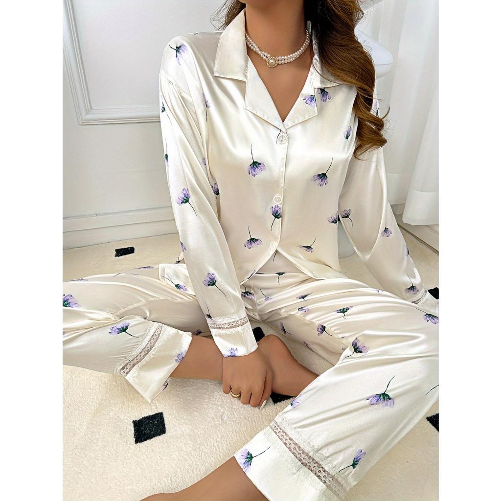 Ladies' Elegant Pajama Set, Featuring A Collared Long Sleeved Top and Pants, Floral Pattern, Button Details, Casual Style, Suitable for All Seasons