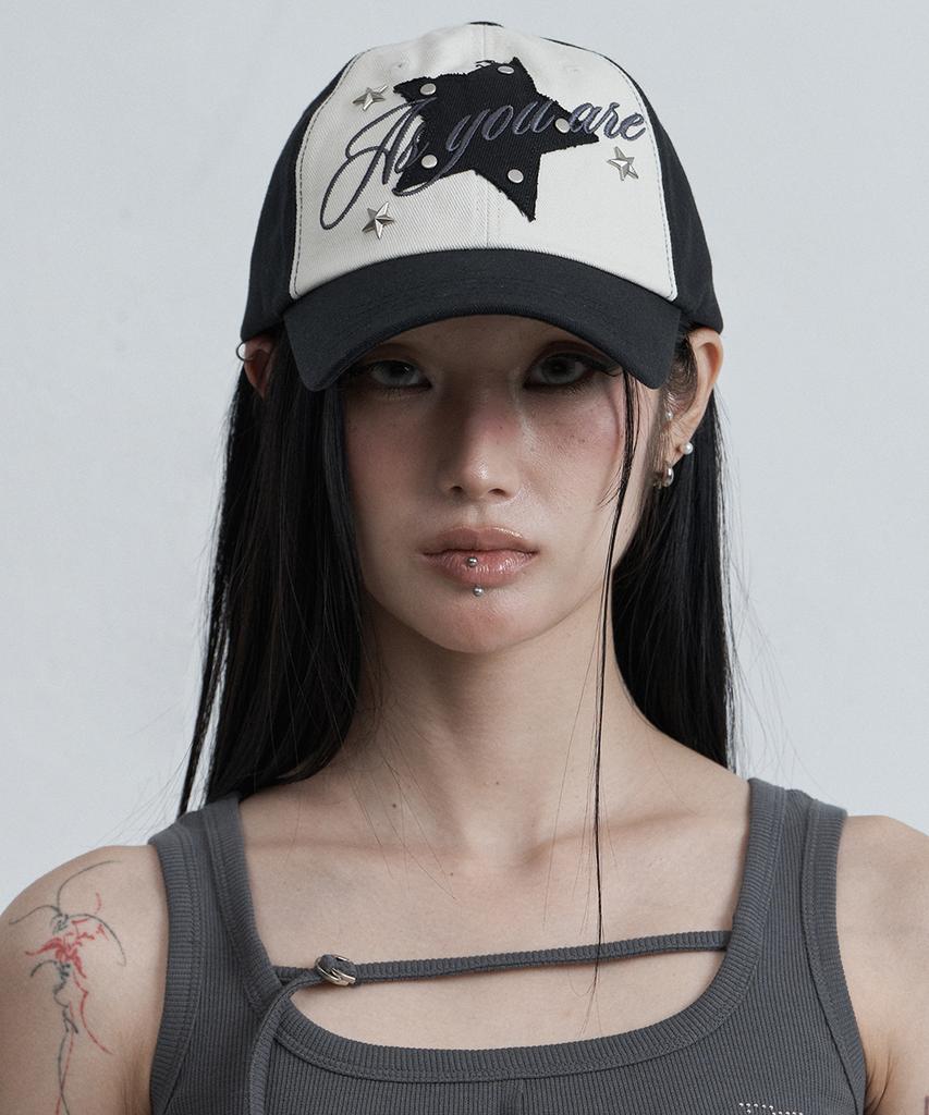 Aejeuyua Star Lettering Studded Ball Cap Black