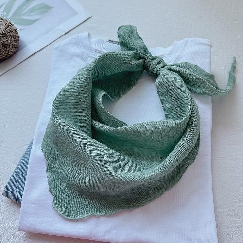 Aesthetic Thin Headscarf Neckerchief Versatile High-End Triangle Scarf for Women Artistic Fashion Outwear Bandana for Girls