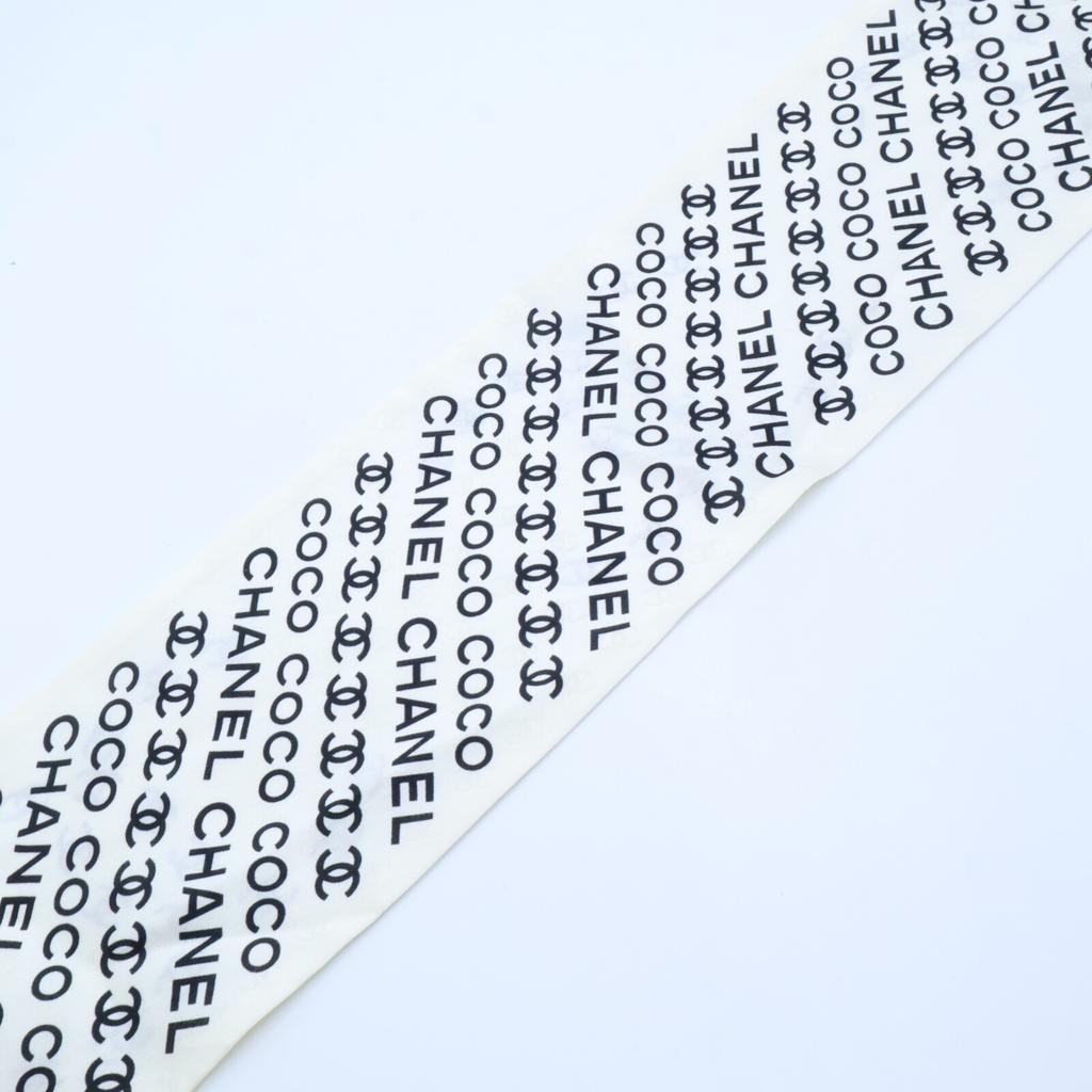 Chanel Excellent Condition 25 Stainless Steel Silk CC Logos Twilly Scarf whiteUsed