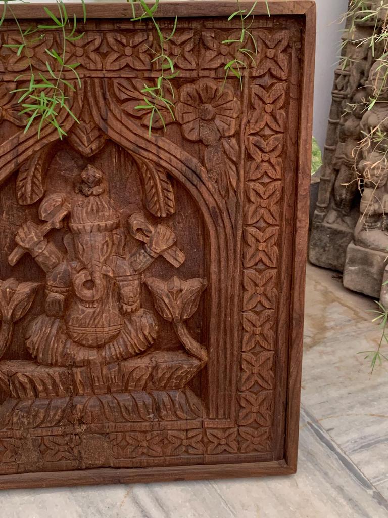 Teak Wood Ganesha Wall Panel: Handcrafted Hindu Temple Decor