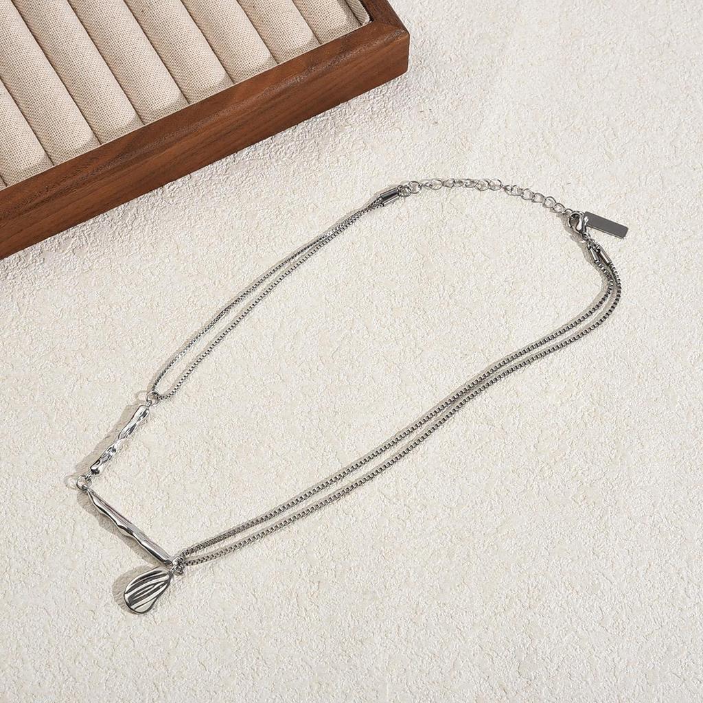 Irregular Shape Cool Texture Clavicle Chain Necklace
