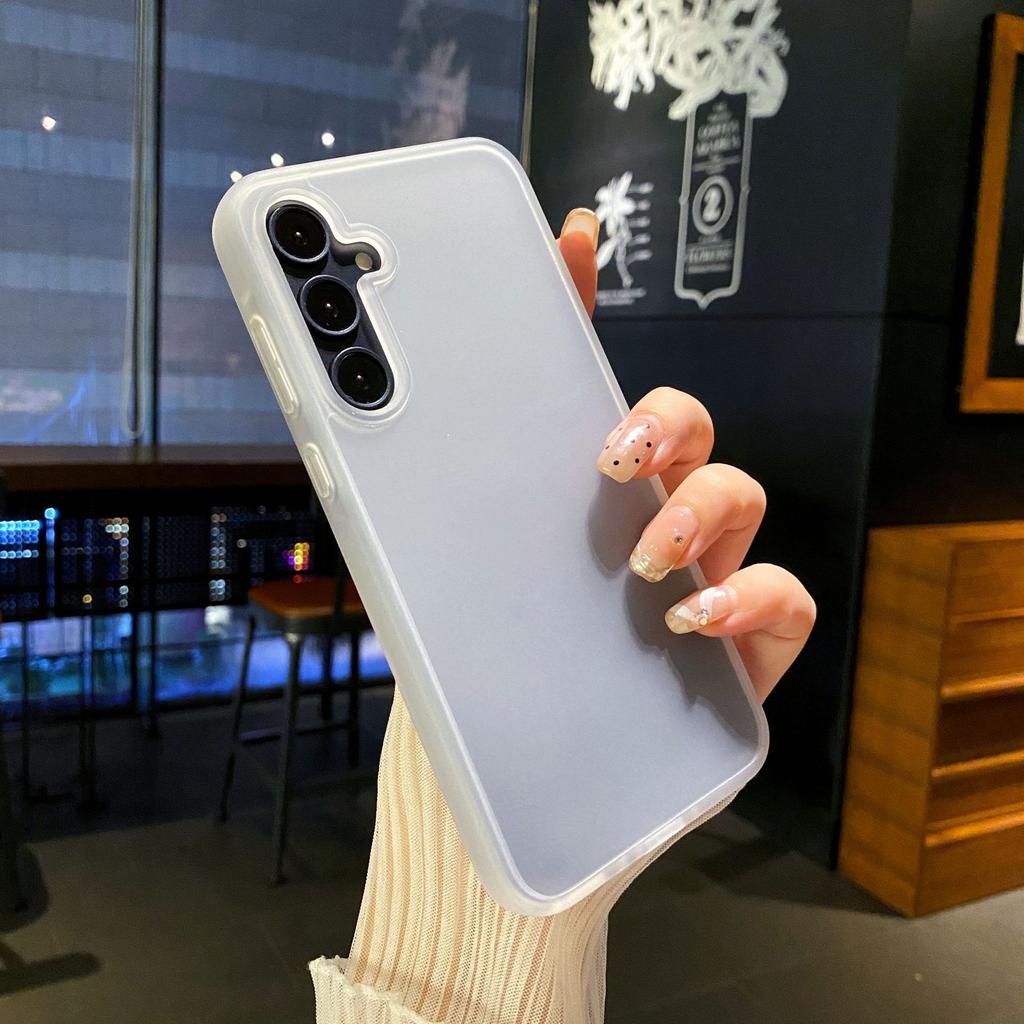 Samsung Terminator A15 matte mobile phone case is suitable for the new high-end rubber oil-skin anti-drop case wholesale.