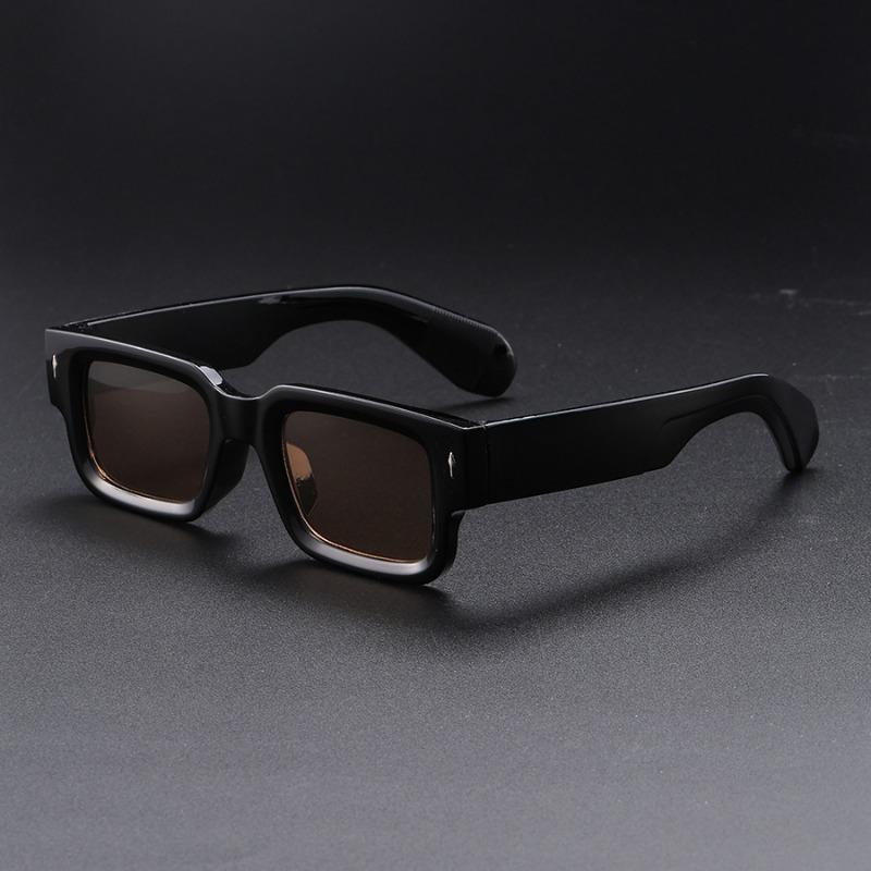Vintage Square Sunglasses Women Men Retro Rivet Glasses Designer Fashion Black Mirror UV400 Eyewear
