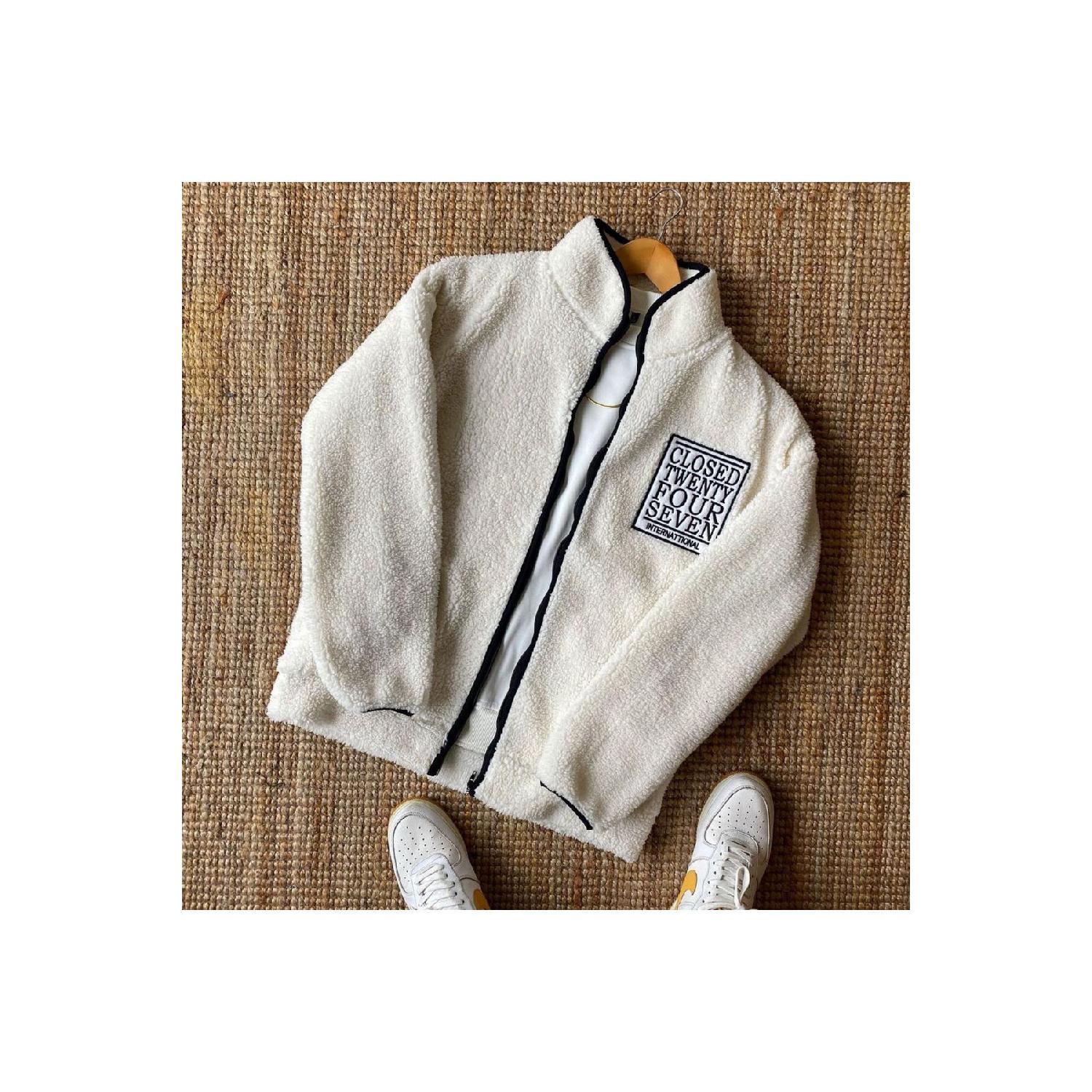 

Men s Closed Embroidered Welsoft Plush Jacket S белый