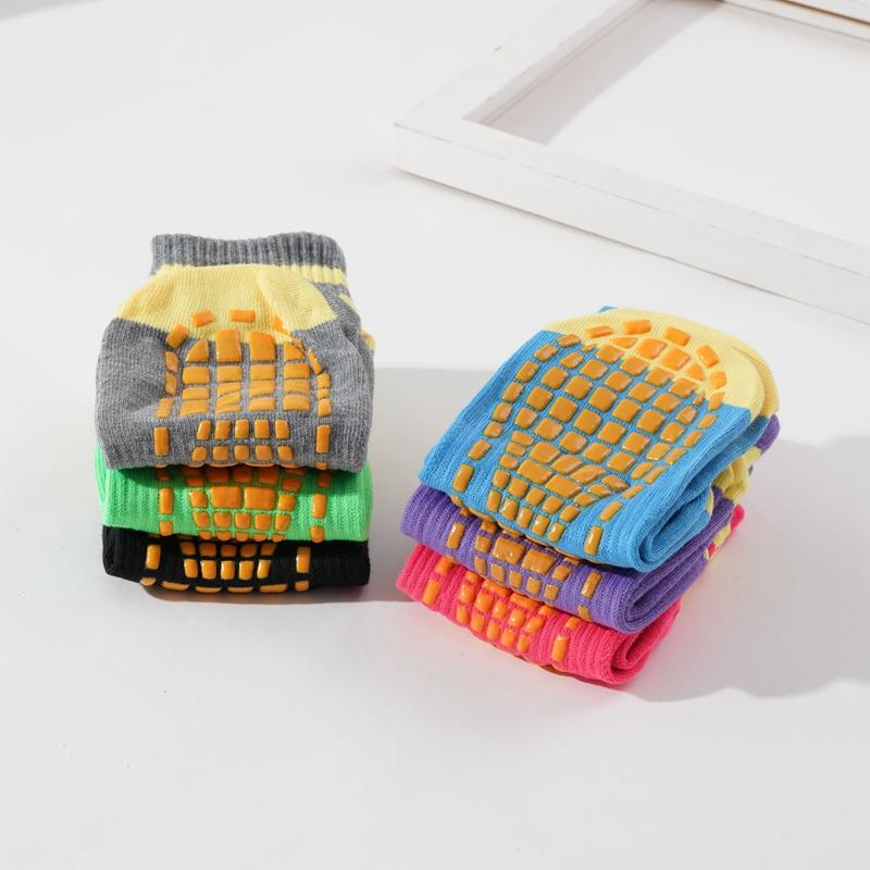 Adults Anti-slip Socks Trampoline Sock Cotton Breathable Elastic Outside Family Sports Yoga Socks Women Floor Socks