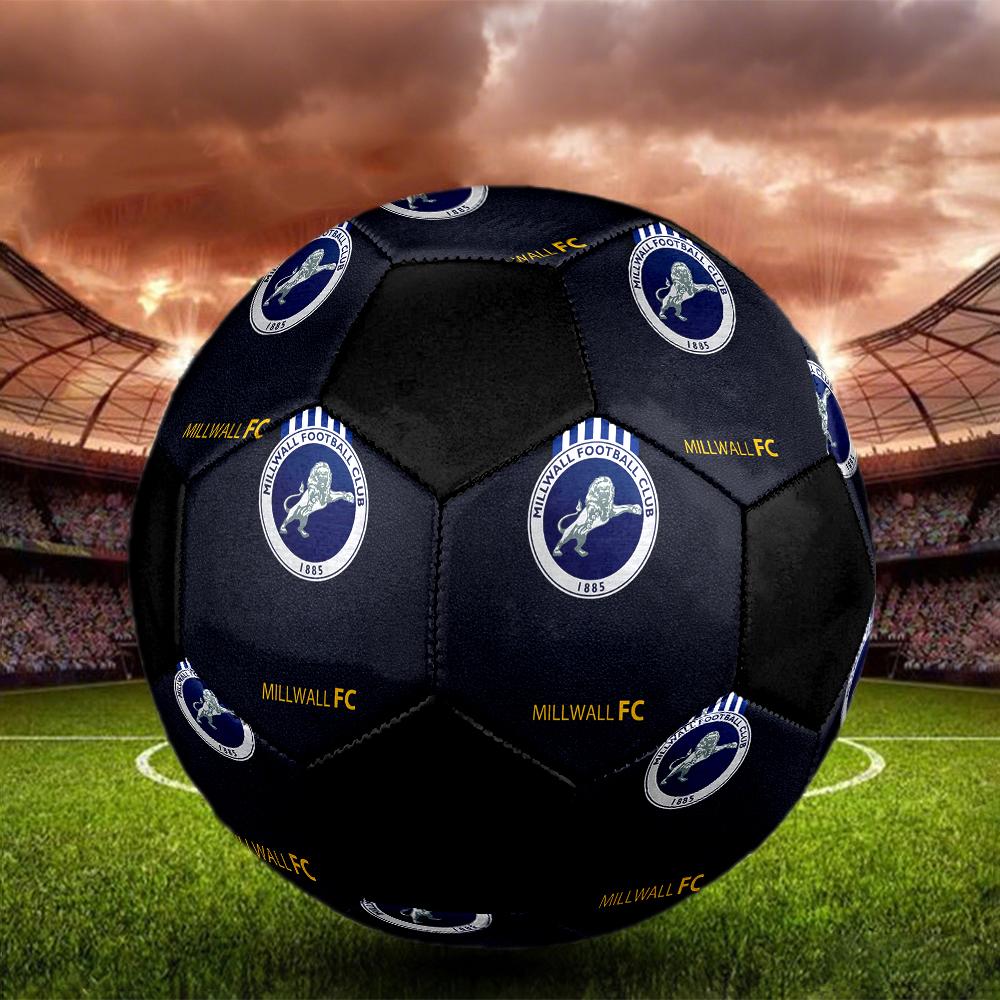 TAGLIA 5 Pallone da Calcio Millwall FC Colorato Per Tutte le Età Cucito a Macchina PVC Pronto per la Competizione Resistente Ad Alto Rimbalzo