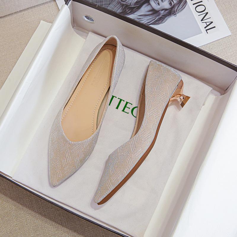 Casual Thin Heel Small Size 33 34 Single Shoes Women's New Shallow Mouth Fairy Large Size 41-43 Low Heel Simple Women's Shoes