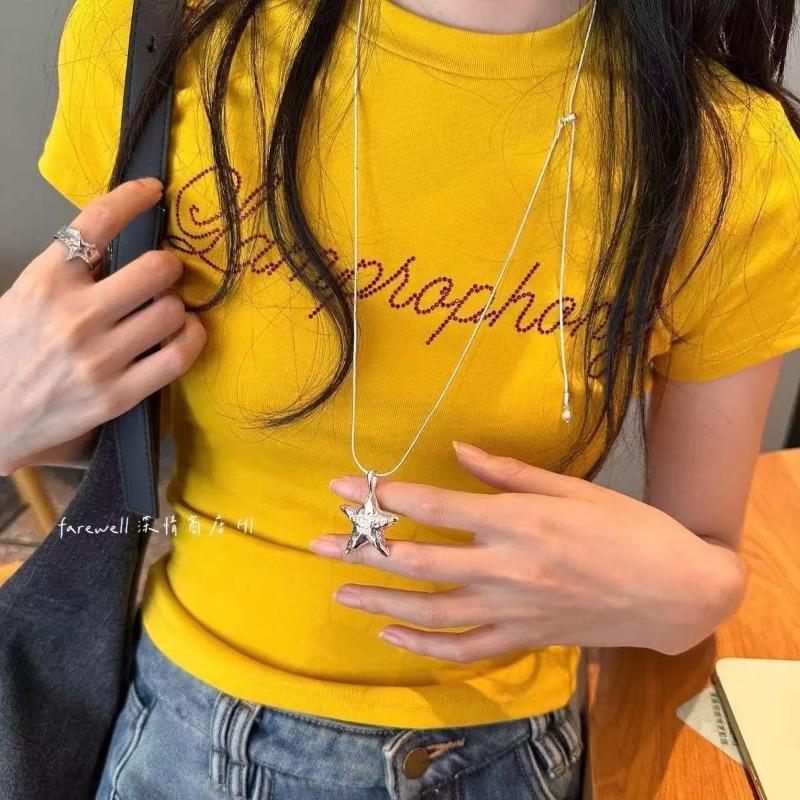 Sweet and cool lava love necklace women's tide niche high-end design sweater chain versatile personality sweater chain men