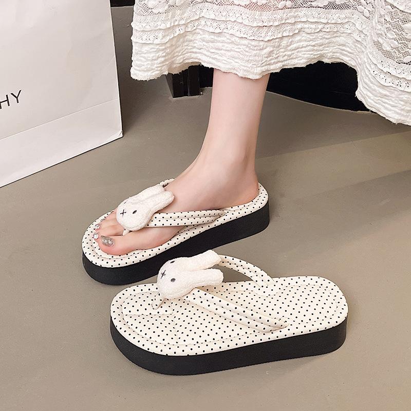 Cute Cartoon Flip-flops Women's 2025 Summer New Outer Wear Thick Bottom Heightening Beach Seaside Sandals Flip-flops