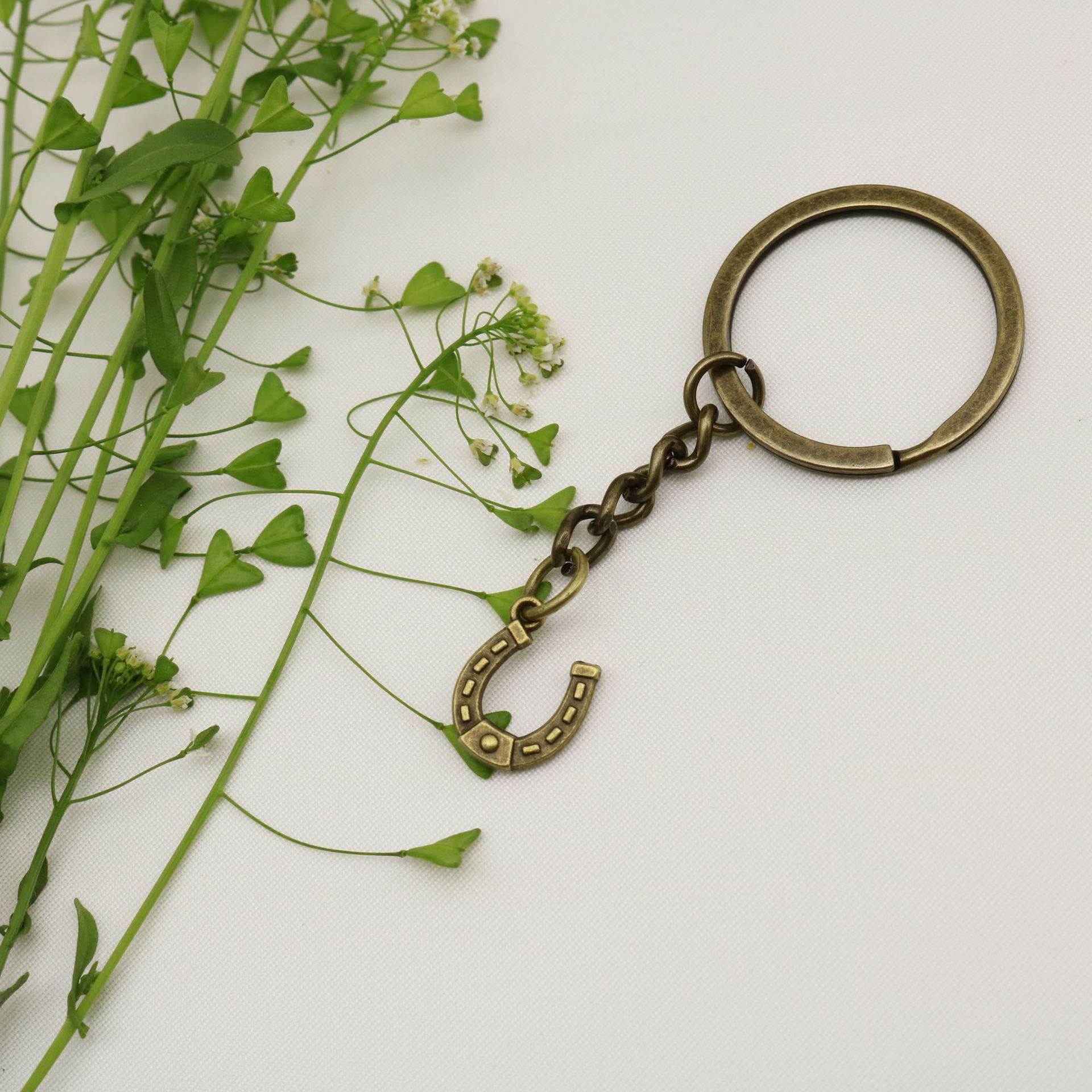 Horseshoe Keychain Pendant - Stylish Accessories