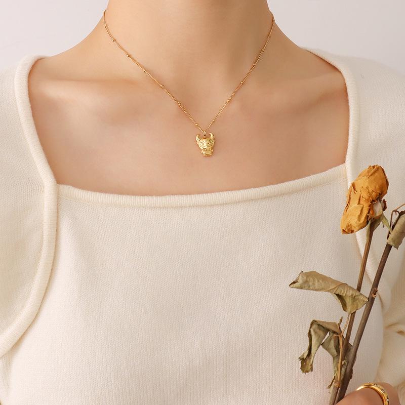 18K Gold Plated Cute Cow Pendant Necklace – Versatile Stainless Steel Clavicle Chain Jewelry