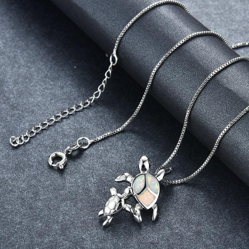 Summer European and American fashion boutique two turtles Opal pendant necklace creative design sense neck chain collarbone chain