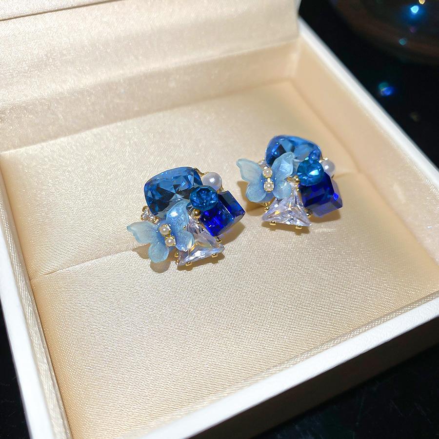 Silver Needle French Court Style Blue Flower Zircon Earrings Light Luxury High-end Stud Earrings Exquisite Niche Earrings