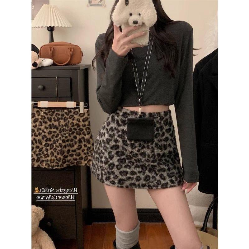 Korean Retro Leopard Print Lambswool A-Line Short Skirt - High Waist Slimming Design