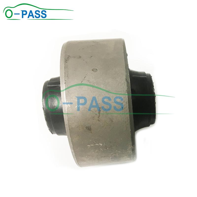 Front Lower Big Control Arm Bushing For Honda Vezel XR-V HR-V II XRV HRV 2013- 51391-T7J-H01 1 Piece