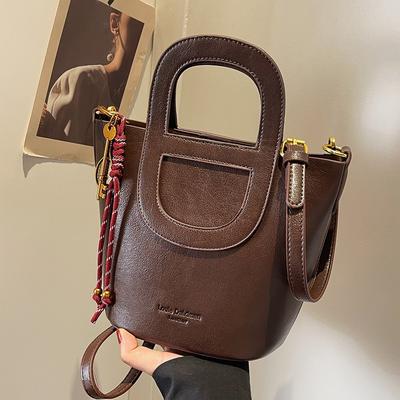 Handbag Women's New Versatile Large-capacity Commuter Bag Shoulder Messenger Bag