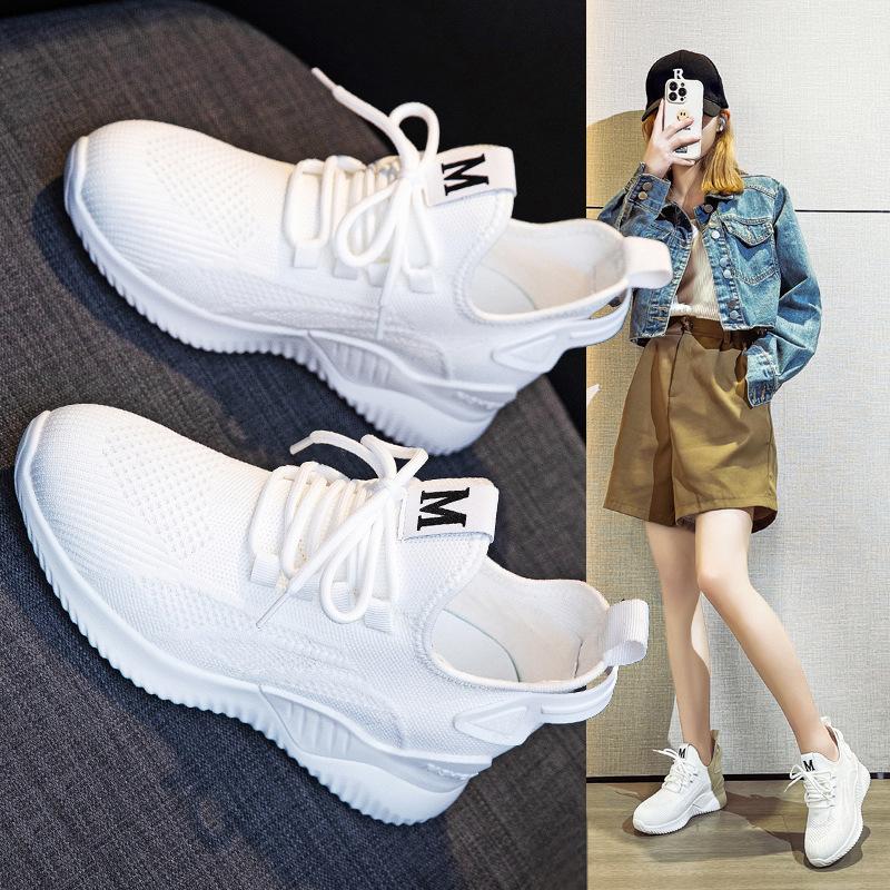 Flying Woven Women's Shoes 2026 New Spring Shock Absorption Lightweight Casual Versatile Running Shoes Fashionable White Women's Sports