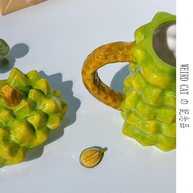 Tazza Strana Fatta a Mano Ananas e Durian con Cannuccia, Divertente Tazza in Ceramica da Celebrità di Internet, Regalo di Compleanno per Studenti Drinkware