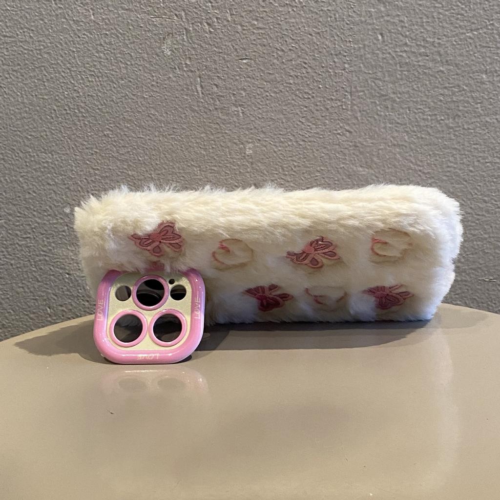 Plush Love Butterfly Mobile Phone Case for Apple 16PROMAX Lens Holder 14 Fine Holes 12 Girl Winter 11