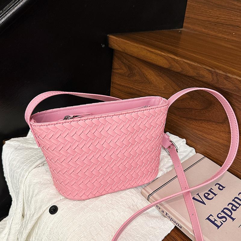 Spring and summer niche portable women's bags new fashion small square bags shoulder bags versatile messenger bags