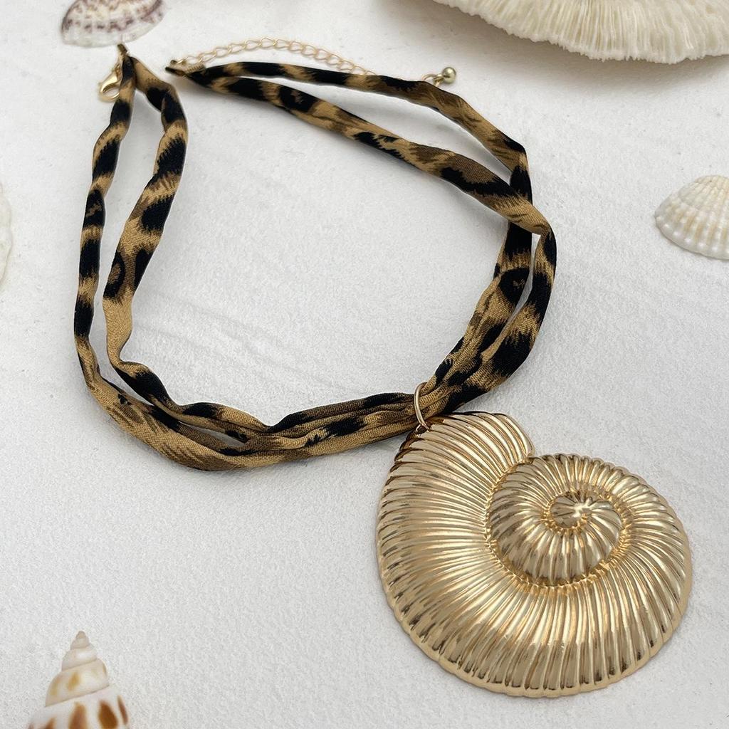 Haute Feeling Strandkolleksjon Anheng Halskjede Sexy Leopardtrykk Hjerte Legeringskjede Mote Personlig Pendler Damehalskjede