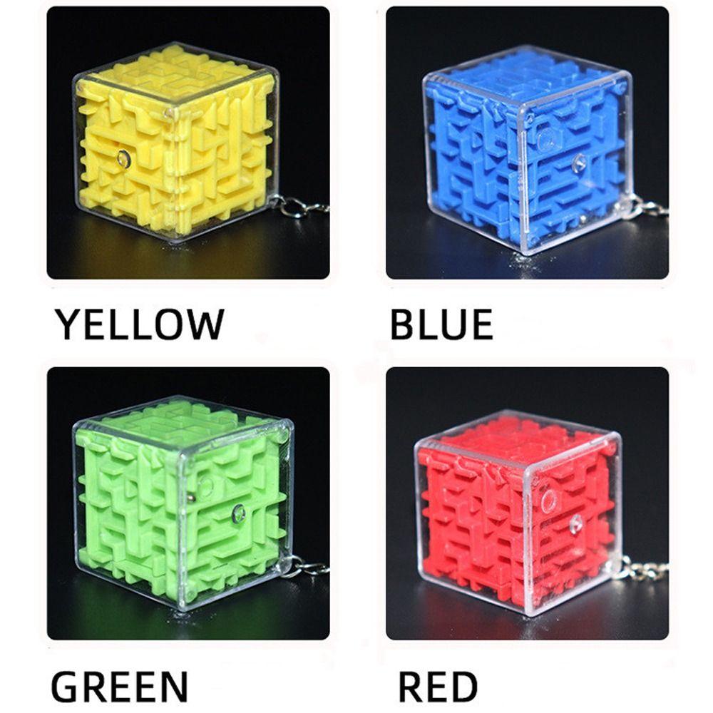 Six-sided 3D Maze Keychain Intelligence Rolling Ball Keychain Maze Toys Keyring  Party Favors