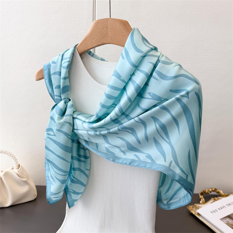 

Fashion Zebra Pattern Simulation Silk High-End Printing Large Square Scarf Silk Scarf Shawl Headscarf Neck Protection Scarf 90*90cm