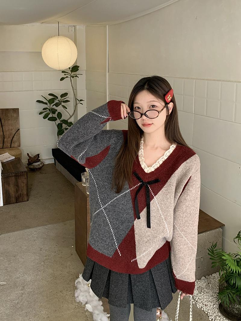2026 Spring Plus Size Women s Retro Lace Sweater with Diamond Patchwork 2XL