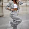 Conjunto de Blazer Cropped Listrado e Calça Wide Leg