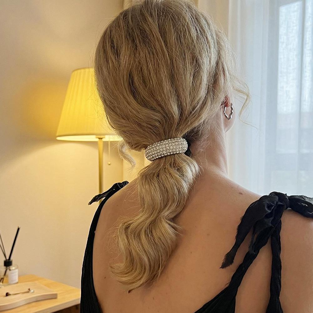 U-Shaped Full Rhinestone Hair Accessories: Fashionable Ponytail Holders for Women, European & American Style