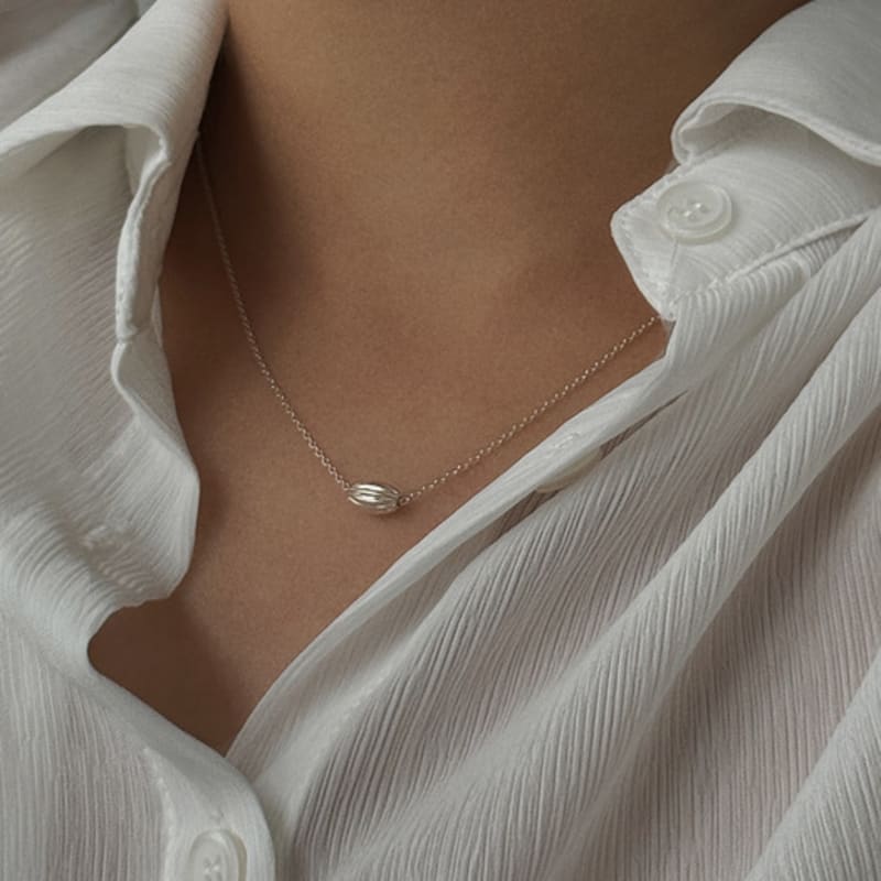 melliv shelline I necklace_mvn67