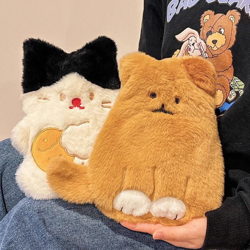 2025 Nový ohřívač břicha Silný plyšový ohřívač rukou Roztomilý kreslený ohřívač na horkou vodu Teplý sáček na vodu Vícebarevný volitelný