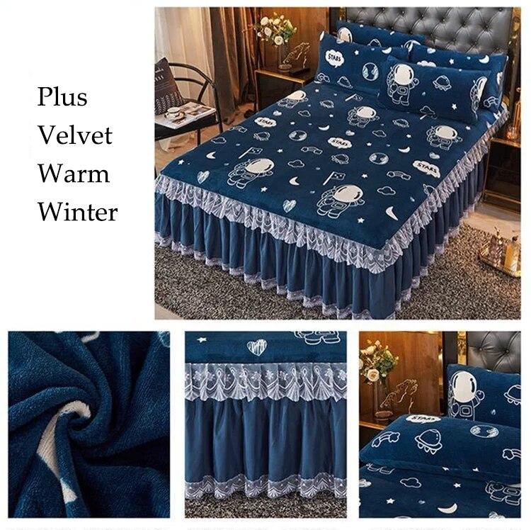 Warm Bed Skirt Crystal Velvet Thickened Bedspread Three Piece Set Flannel Bed Linens King Queen Size with Pillowcases