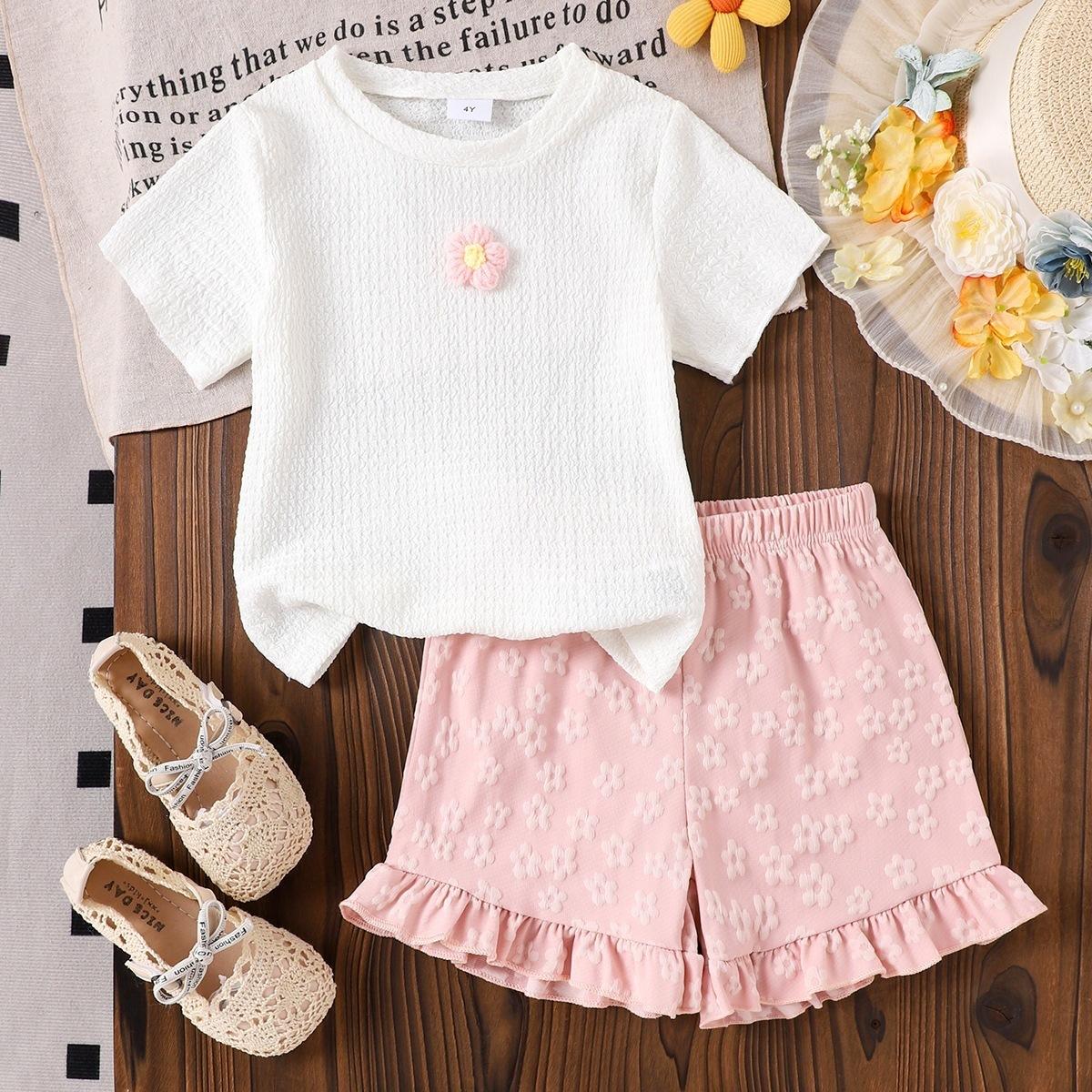 

Girls Fashionable Outfit - Summer Children s Simple and Cute Sleeveless Top and Shorts Set 7Y