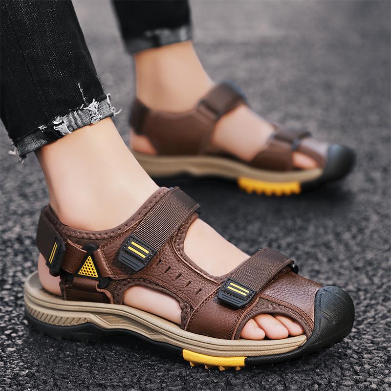 Newest Genuine Leather Men Sandals Casual Men'S Shoes Summer Men Beach Sandalias Man Fashion Outdoor Luxury Sneakers Male Slippers