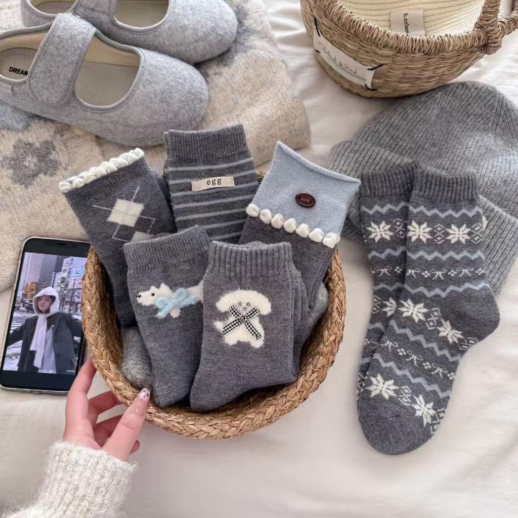 Xiaohongshu Is The Same Hot Sale! Winter Wool Socks Combination Gray Buttons Thickened Warm Pile Socks Mid-Tube Socks Socks
