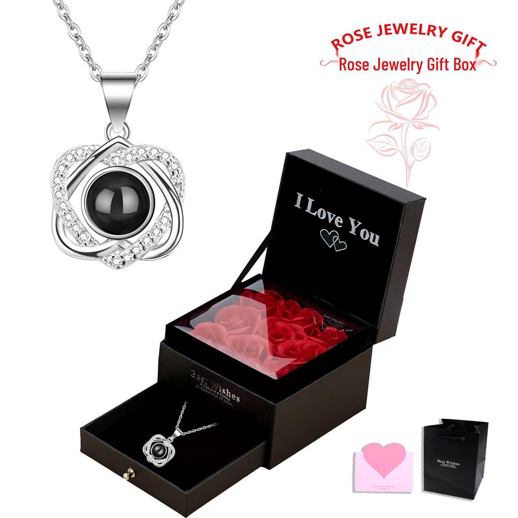 Naszyjnik Projekcyjny 'Kocham Cię' w 100 Językach - Wisiorek w Kształcie Serca