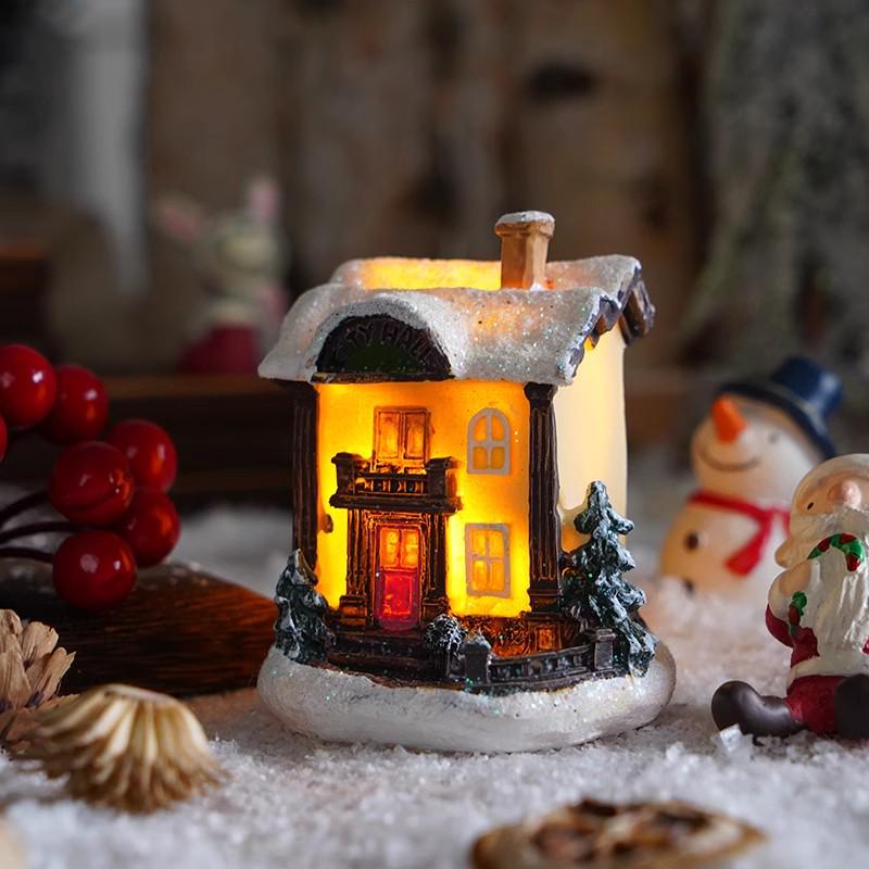 Santa Claus Shop Resin House: Christmas Ornament & Gift