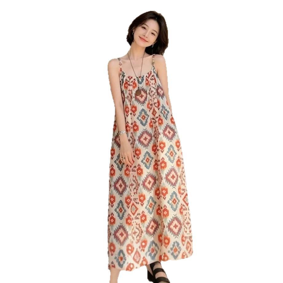 Beautiful Romantic Temperament Suspender Dress Lazy Loose Unique Niche Seaside Vacation Floral Dress Women's Spring and Summer