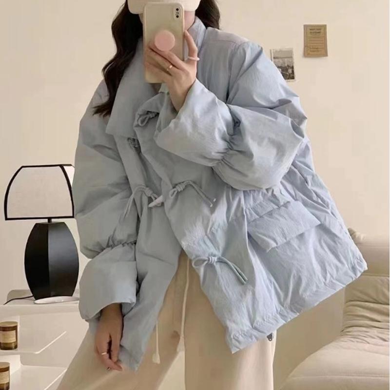 

Корейская мода женские пуховые хлопковые пальто 2024 новые элегантные свободные повседневные короткие куртки с роговой пряжкой с длинным рукавом однотонные милые одежды 2070 S чёрный